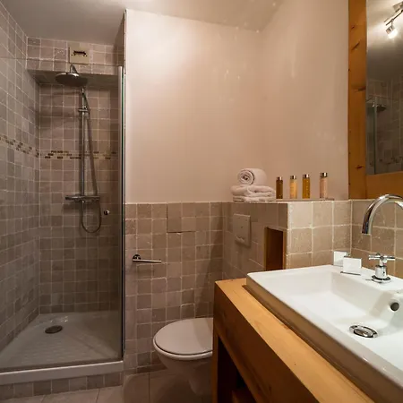 1850 : 3 Pieces, Balcon, Vue, Wifi, Garage - Fr-1-575-3 * Courchevel